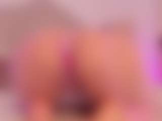 Valery Santorini's Live Sex Cam Show