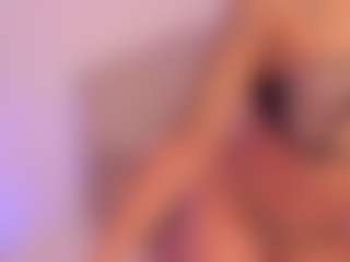 Live cam show with Valery Santorini - Sexy on LiveSexCams6