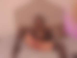 Live cam show with Valery Santorini - Tittyfuck on xxxlivecams.org
