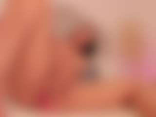 Live cam show with Valery Santorini - Anal on Adult Interactions