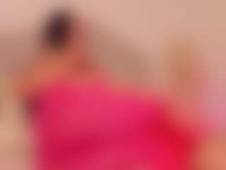 Live cam show with Valery Santorini - Mature on StripNow