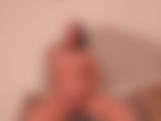 Live cam show with Valery Santorini - Striptease on luckytryst.com