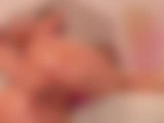 Live cam show with Valery Santorini - Shaved on testsause.com