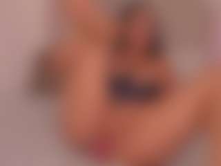Valery Santorini's Live Sex Cam Show