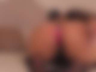 Show live cam dengan Valery Santorini - Period Mature di Camsoda