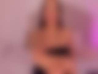 Valery Santorini's Live Sex Cam Show