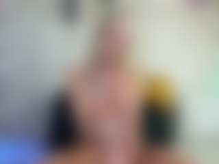 Live cam show with trophymilf - Mature on Camsoda