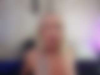 trophymilf's Live Sex Cam Show