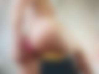 trophymilf's Live Sex Cam Show