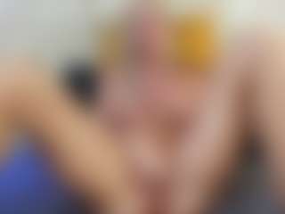 trophymilf's Live Sex Cam Show