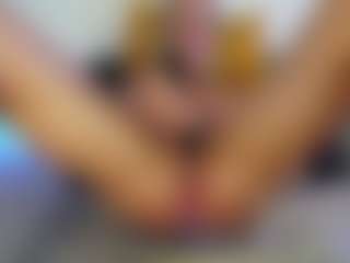 trophymilf's Live Sex Cam Show