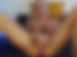 trophymilf's Live Sex Cam Show
