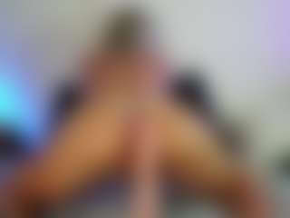 trophymilf's Live Sex Cam Show