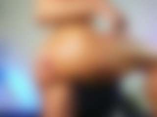 trophymilf's Live Sex Cam Show