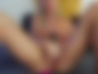 trophymilf's Live Sex Cam Show