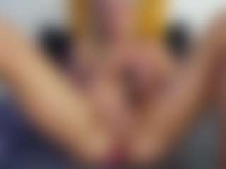 trophymilf's Live Sex Cam Show
