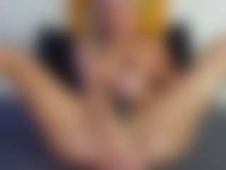 trophymilf's Live Sex Cam Show