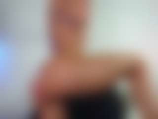 trophymilf's Live Sex Cam Show