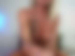 trophymilf's Live Sex Cam Show