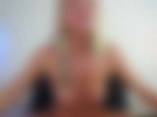 Live cam show with trophymilf - Blue Eyes on x69.live