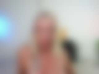 Live cam show with trophymilf - Ride Torso on parknlotfishbdy
