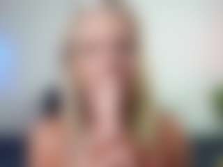 trophymilf's Live Sex Cam Show