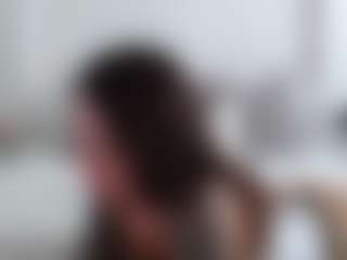 Live cam show with Iamjuliabond - Brown Hair on iamadamtest123.com