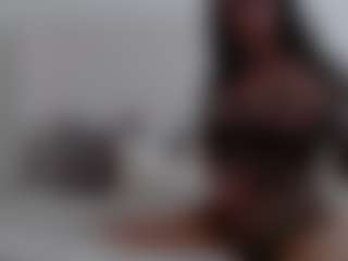 Iamjuliabond's Live Sex Cam Show