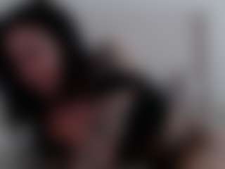 Iamjuliabond's Live Sex Cam Show