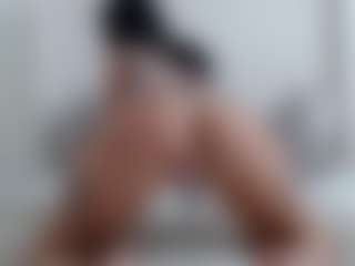 Iamjuliabond's Live Sex Cam Show