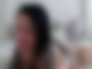 Iamjuliabond's Live Sex Cam Show