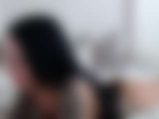 Iamjuliabond's Live Sex Cam Show