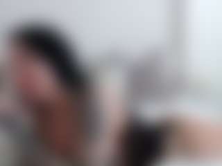 Iamjuliabond's Live Sex Cam Show