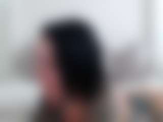 Live cam show with Iamjuliabond - Brown Hair on justonemore.cc