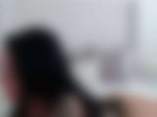 Iamjuliabond's Live Sex Cam Show