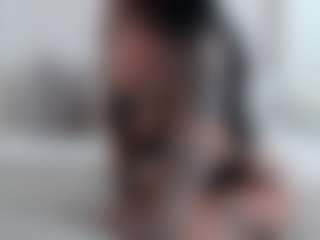 Iamjuliabond's Live Sex Cam Show