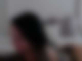 Iamjuliabond's Live Sex Cam Show