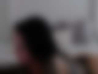 Iamjuliabond's Live Sex Cam Show