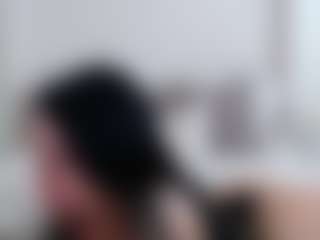 Iamjuliabond's Live Sex Cam Show