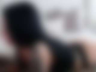 Iamjuliabond's Live Sex Cam Show