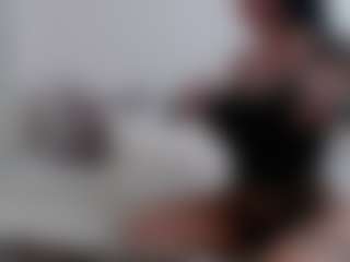 Iamjuliabond's Live Sex Cam Show