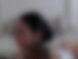 Iamjuliabond's Live Sex Cam Show