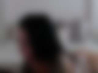 Live cam show with Iamjuliabond - Gamer on fuklive.com