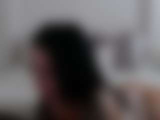Live cam show with Iamjuliabond - Toys on livesexfox.com