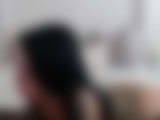 Live cam show with Iamjuliabond - Tongue on Lustler