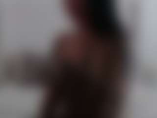 Iamjuliabond's Live Sex Cam Show