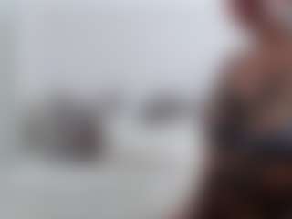 Iamjuliabond's Live Sex Cam Show
