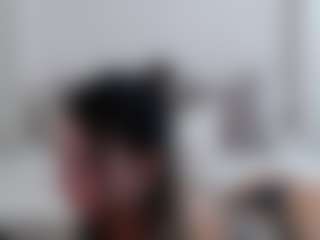 Iamjuliabond's Live Sex Cam Show