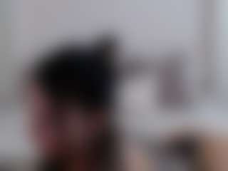 Iamjuliabond's Live Sex Cam Show