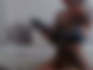 Iamjuliabond's Live Sex Cam Show